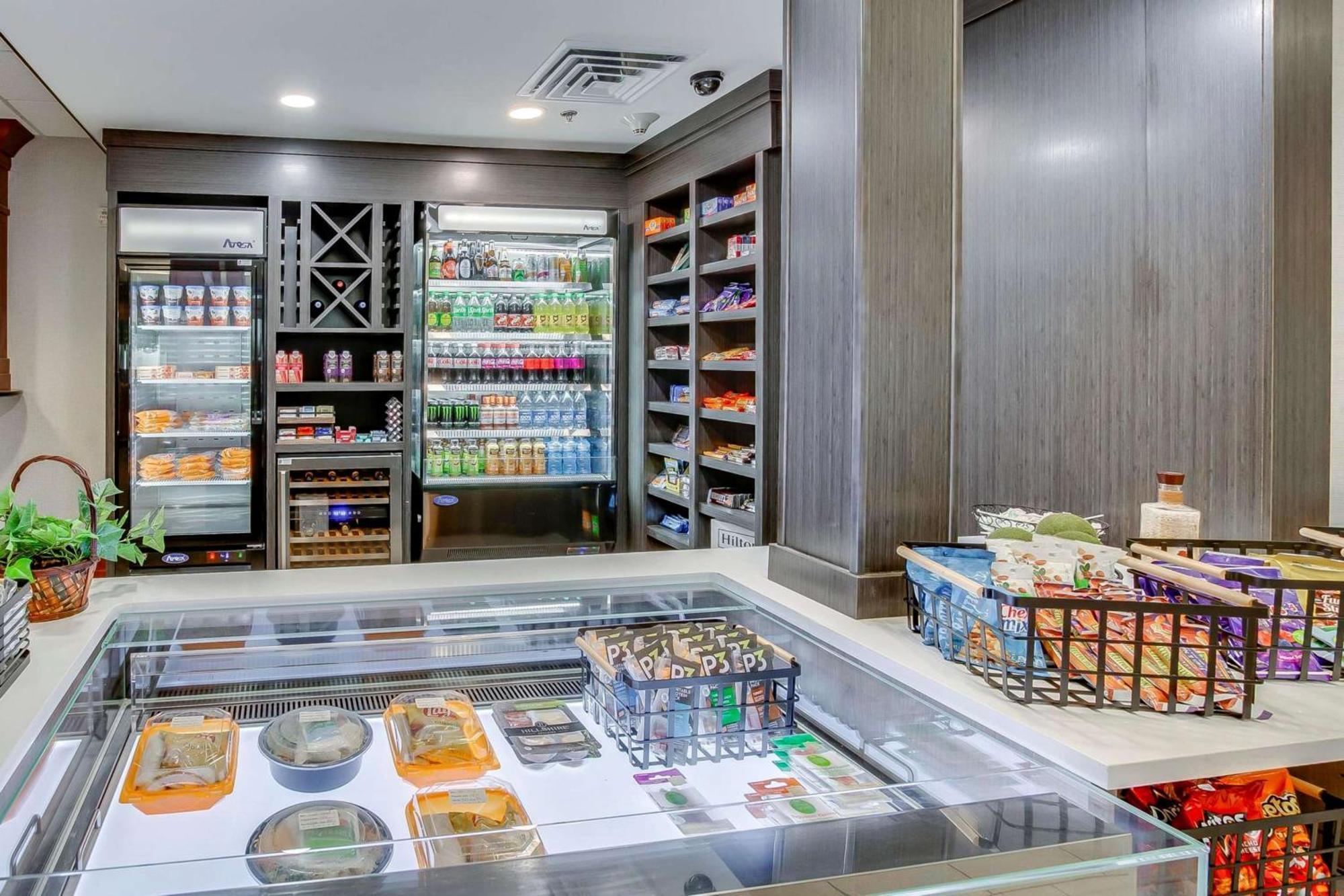 东北路易斯维尔希尔顿花园酒店 路易斯威尔 外观 照片